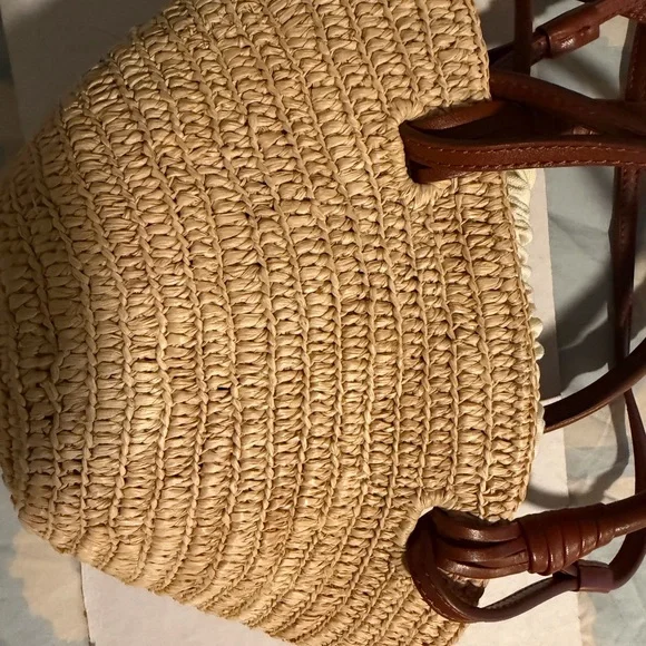 Sézane Justine Mini Basket embroidered Flowers Tan and Yellow straw bag perfect - Picture 5 of 5